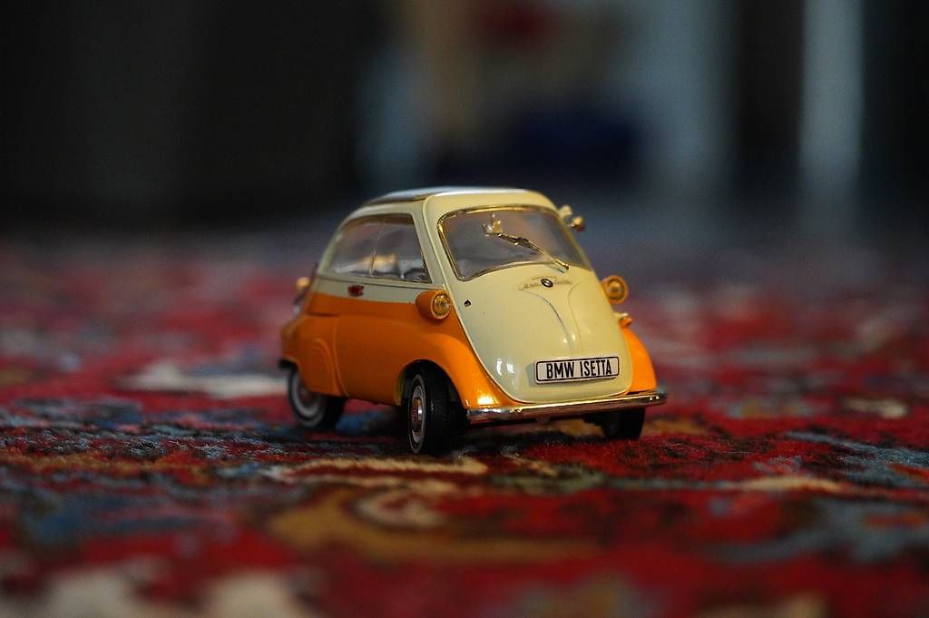 Revell Modellini d'auto: BMW Isetta 250 1:18 Revell – Usato da Zürich venduto da JohBu