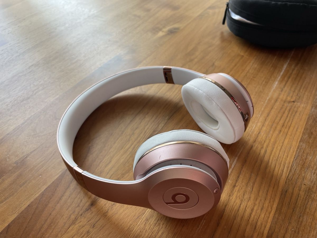 Beats Cuffie: Beats Solo 3  - Rose Gold – Usato da Zürich venduto da Giulia033 3