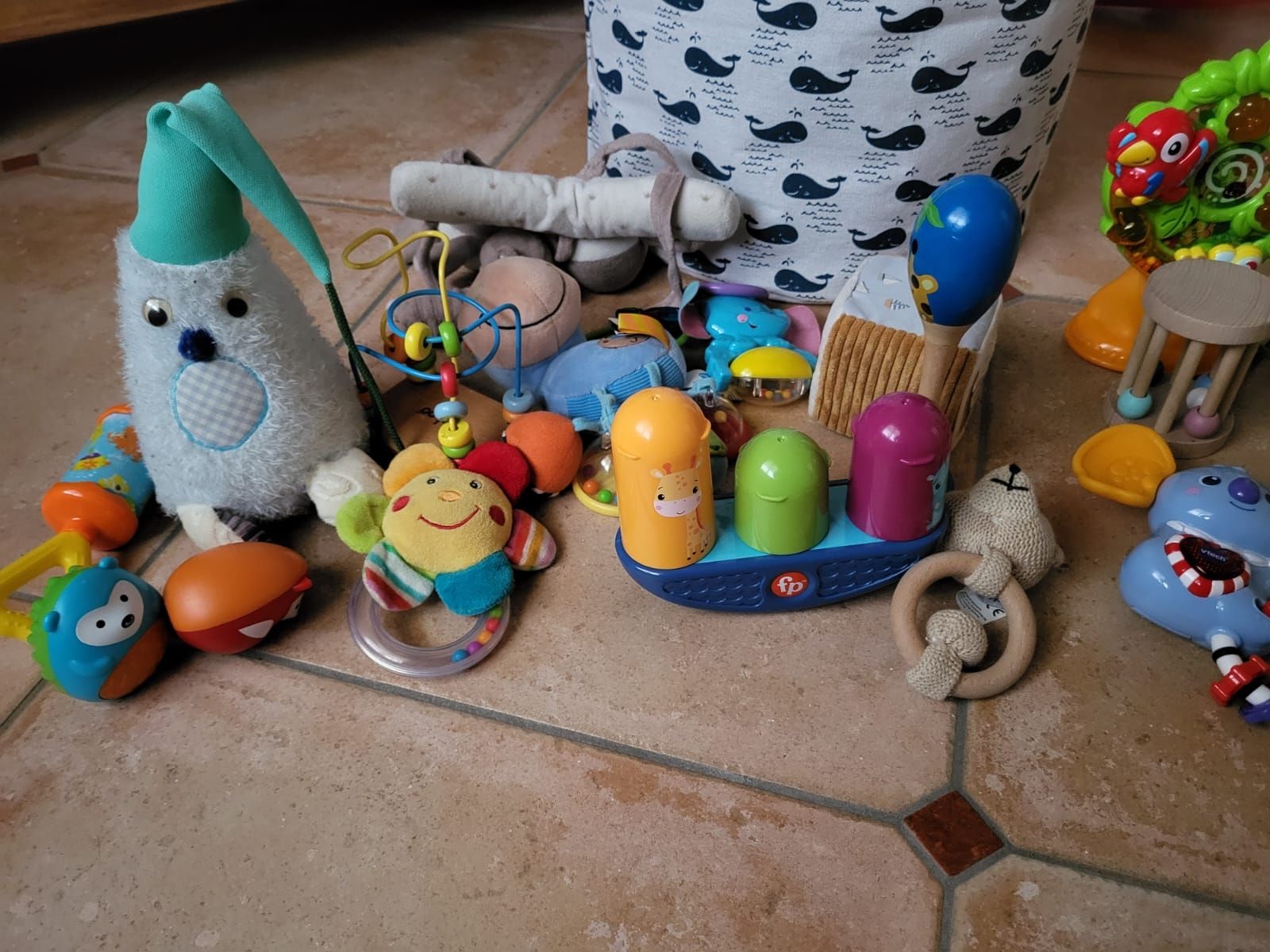 Jouets: Babyspielzeug Paket – D'occasion à Lanterswil par GuggiAust