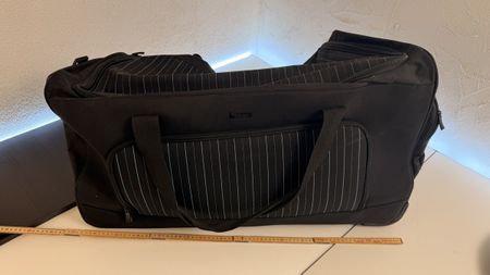 Reisetasche Pack Easy Switzerland schwarz gestreift