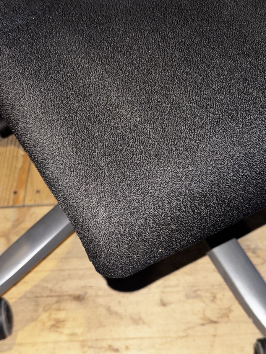Giroflex Stühle: Giroflex Bürostuhl – Gebraucht aus Ellikon am Rhein von ya99 3