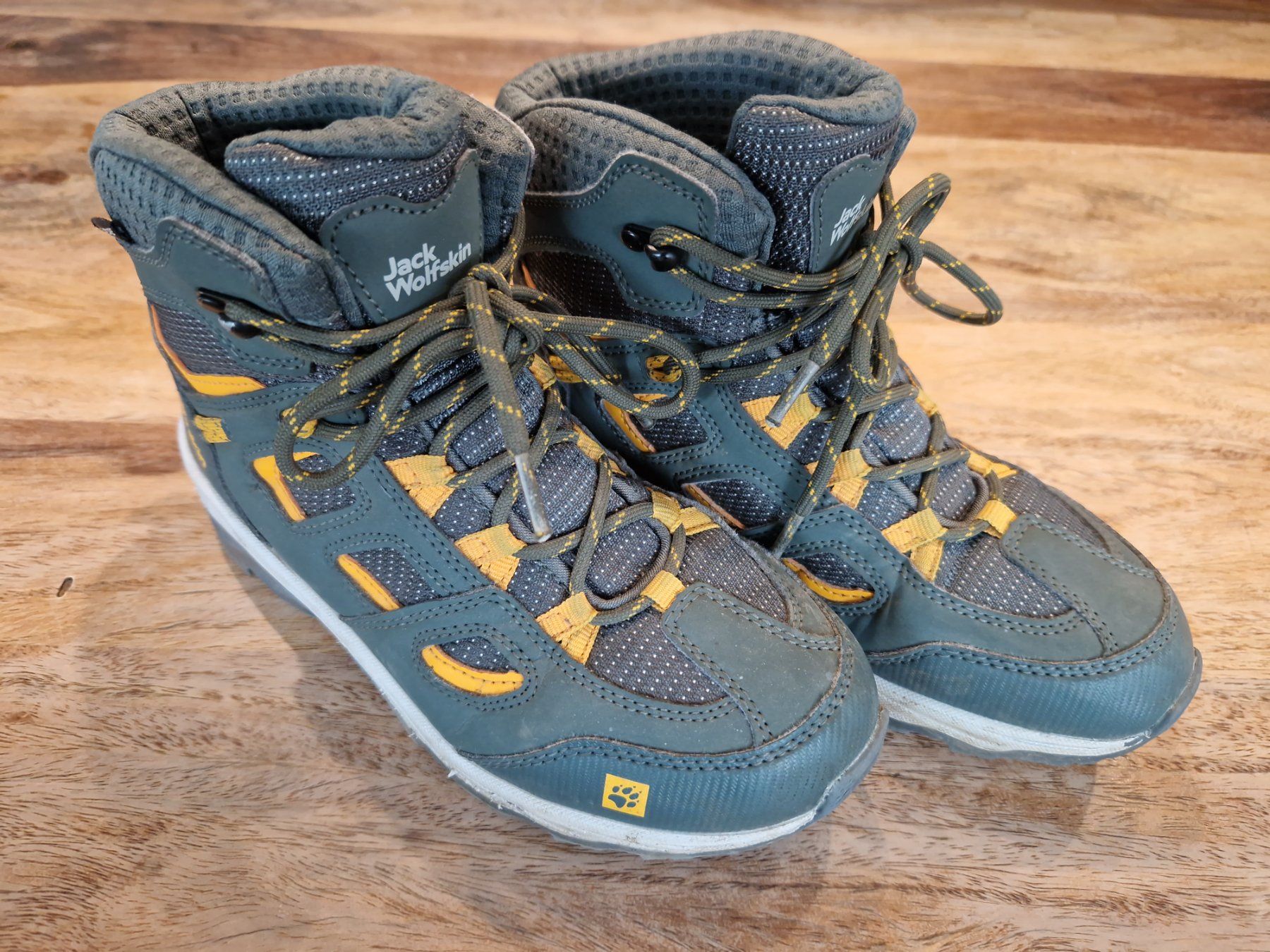 Jack Wolfskin Scarpe per ragazzi: Jack Wolfskin Kinder Wanderschuhe  Gr. 34 – Usato da Trachslau venduto da schumannmario