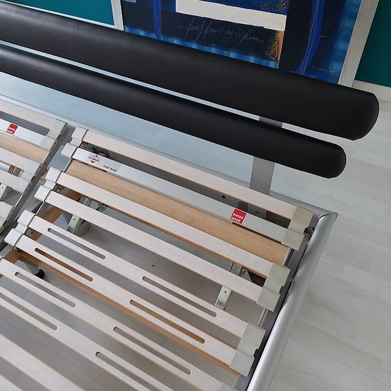 Pfister Letti: Bett mit Lattenrost – Usato da Uerikon venduto da ragmann 1