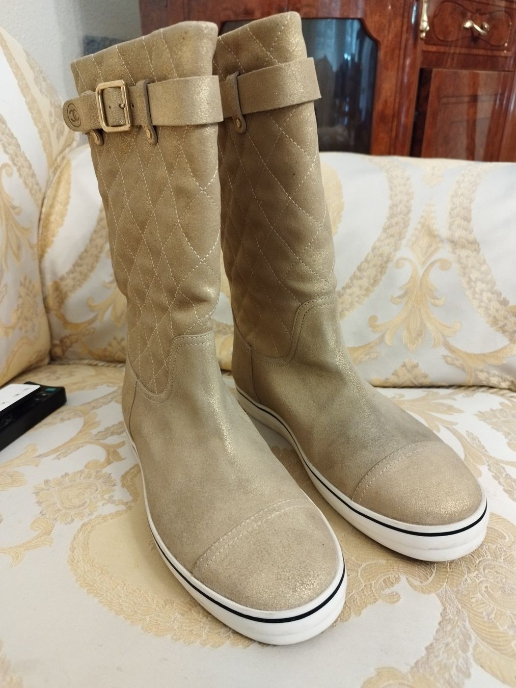 Chanel Scarpe da donna: Chanel Stiefel  Damen gr 40.5 – Nuovo (secondo la descrizione) da Basel venduto da pro_79rs 1
