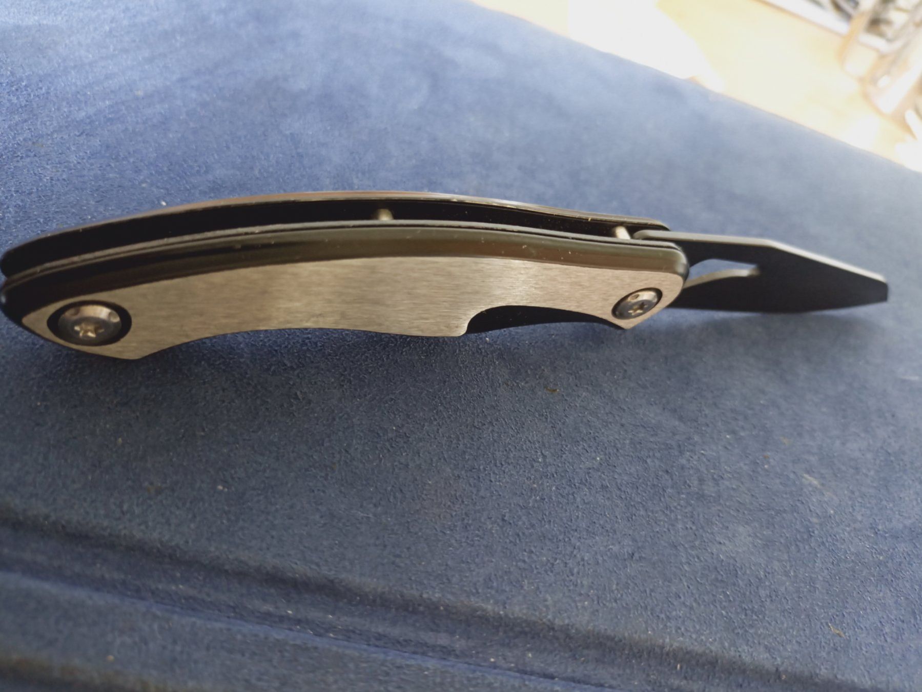 Accessori: Caterpiillar Einhandmesser, neuwertig ungebraucht – Nuovo (secondo la descrizione) da Tuebach venduto da bac_7kpb 6