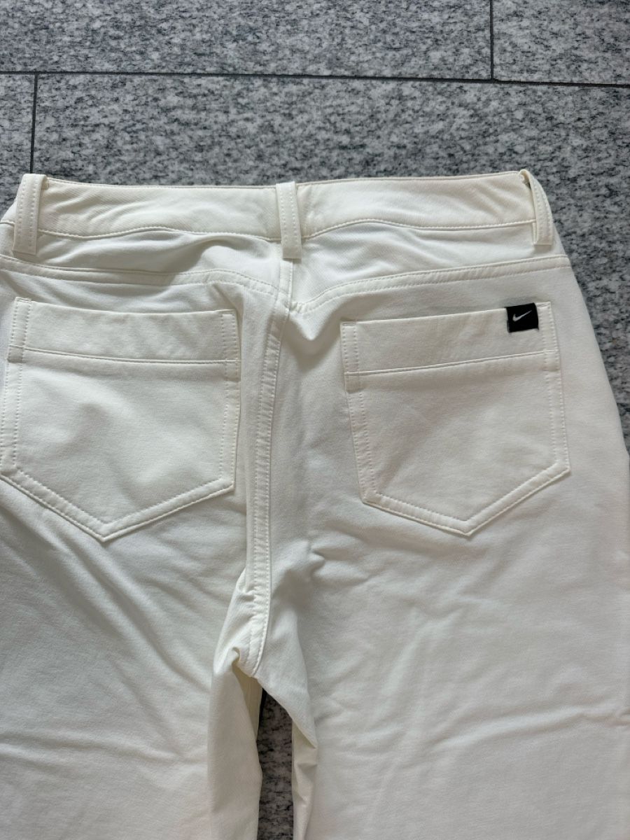Nike Pantaloni: Nike Golfhose Gr. 32, 2 Stück – Nuovo (secondo la descrizione) da St. Gallen venduto da Ursula66 2