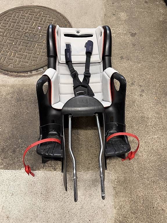 Seggiolini per auto: Kinder-Fahrradsitz – Usato da Zürich venduto da flo_y6yc 1