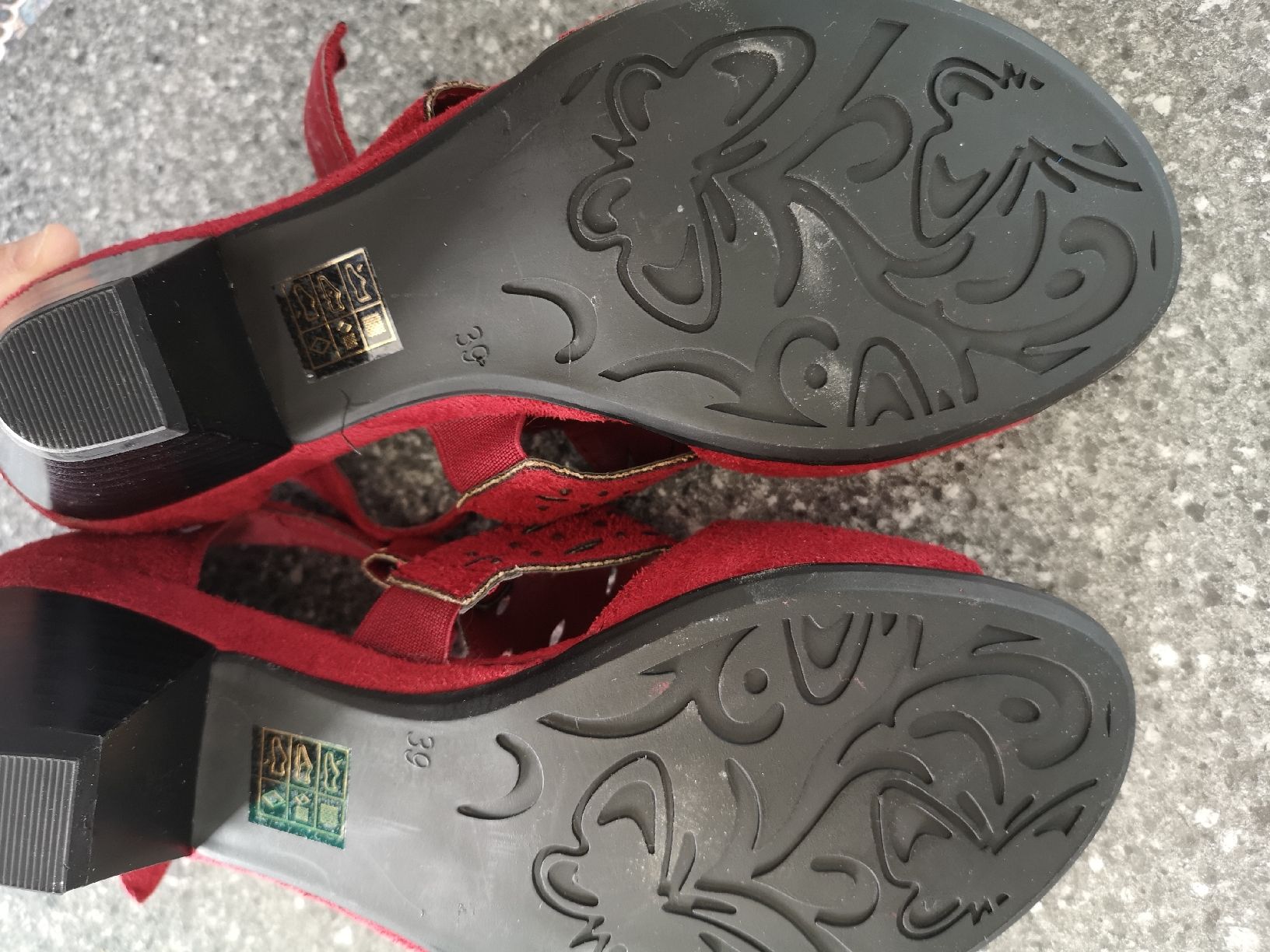 Scarpe da donna: Sandale rouge – Nuovo (secondo la descrizione) da Nyon venduto da bicounette66 3