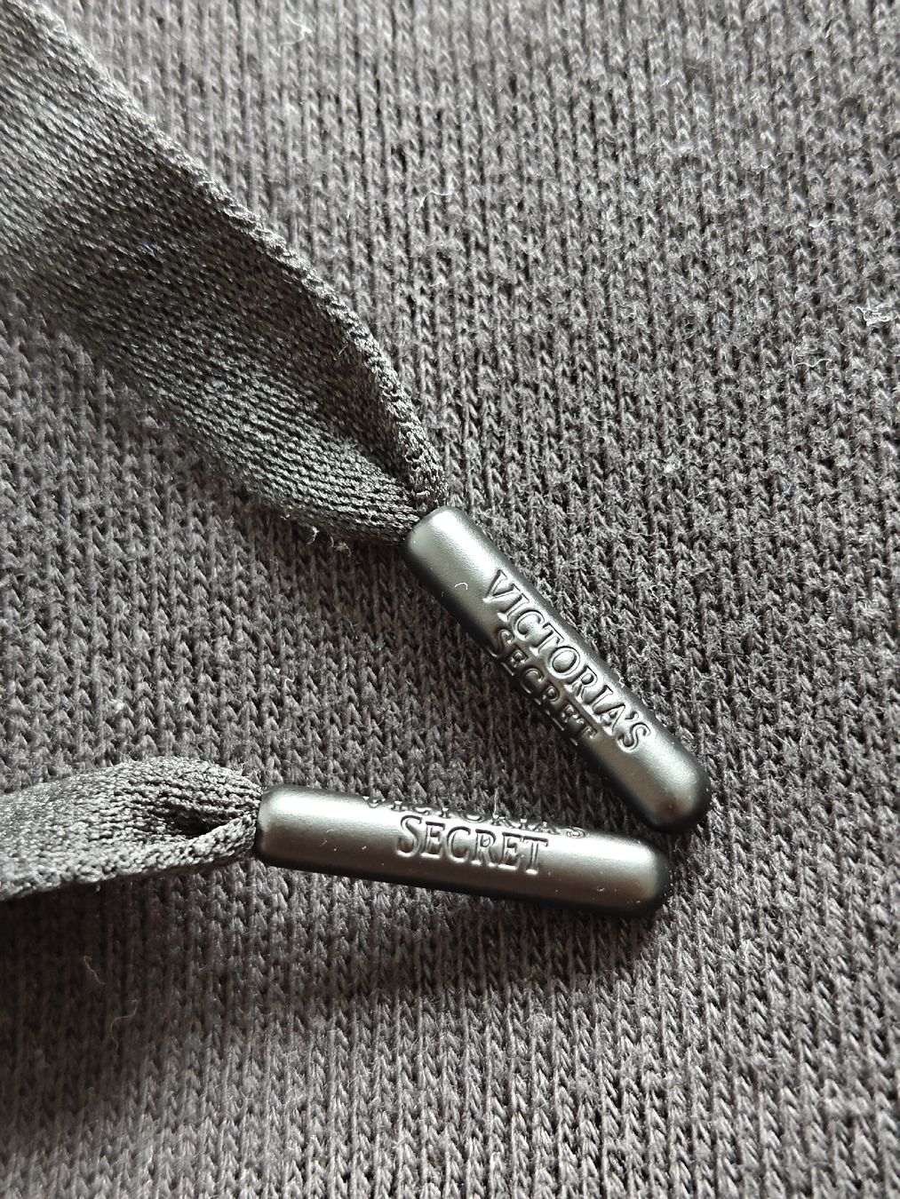 Victoria's Secret Pantaloni: Victoria Secret Trainerhose – Usato da Pieterlen venduto da Saemelili 3