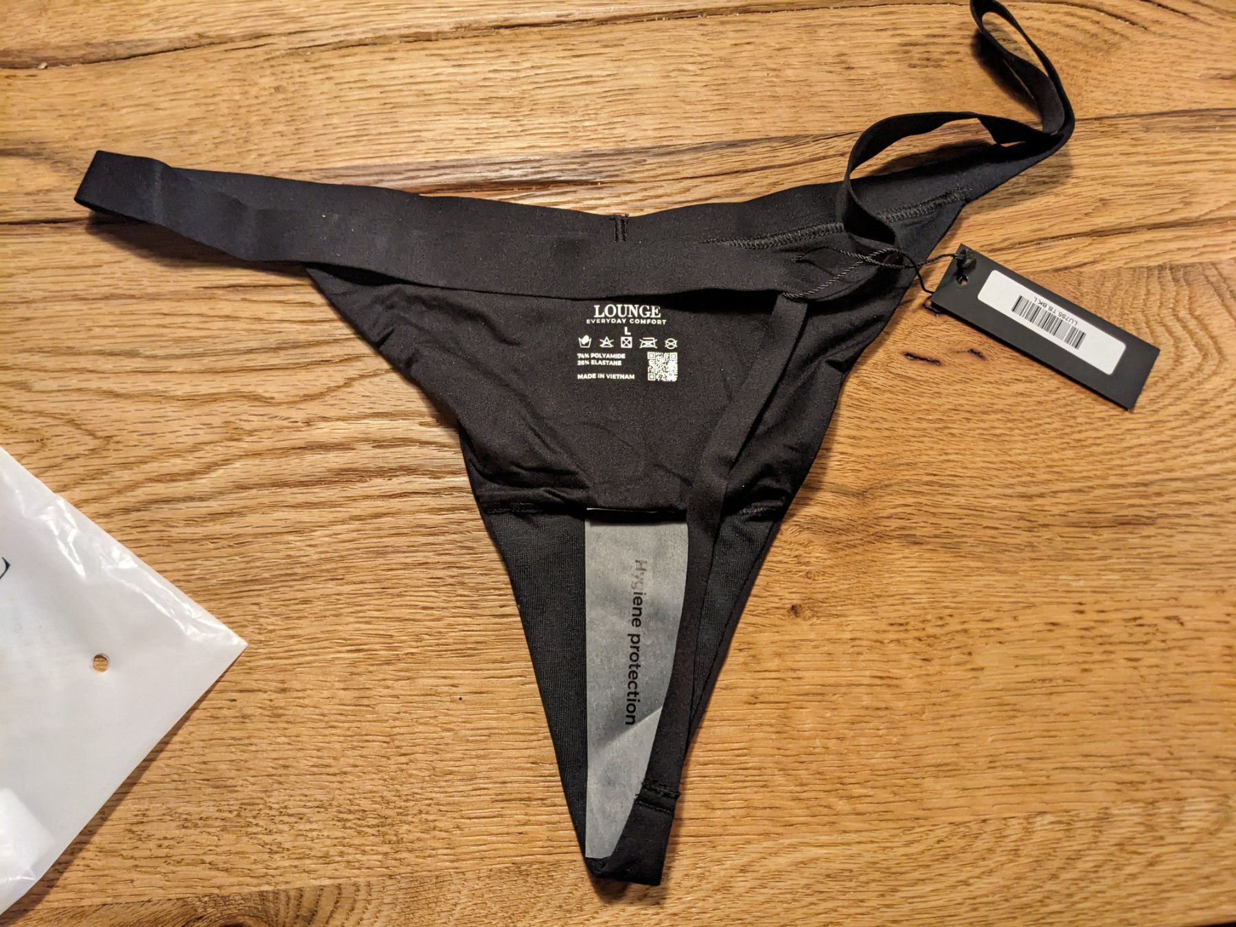 Sonstige Unterwäsche: Lounge Everyday Comfort G-String Tanga - Schwarz – Neu und originalverpackt aus Basel von labaffe01 1
