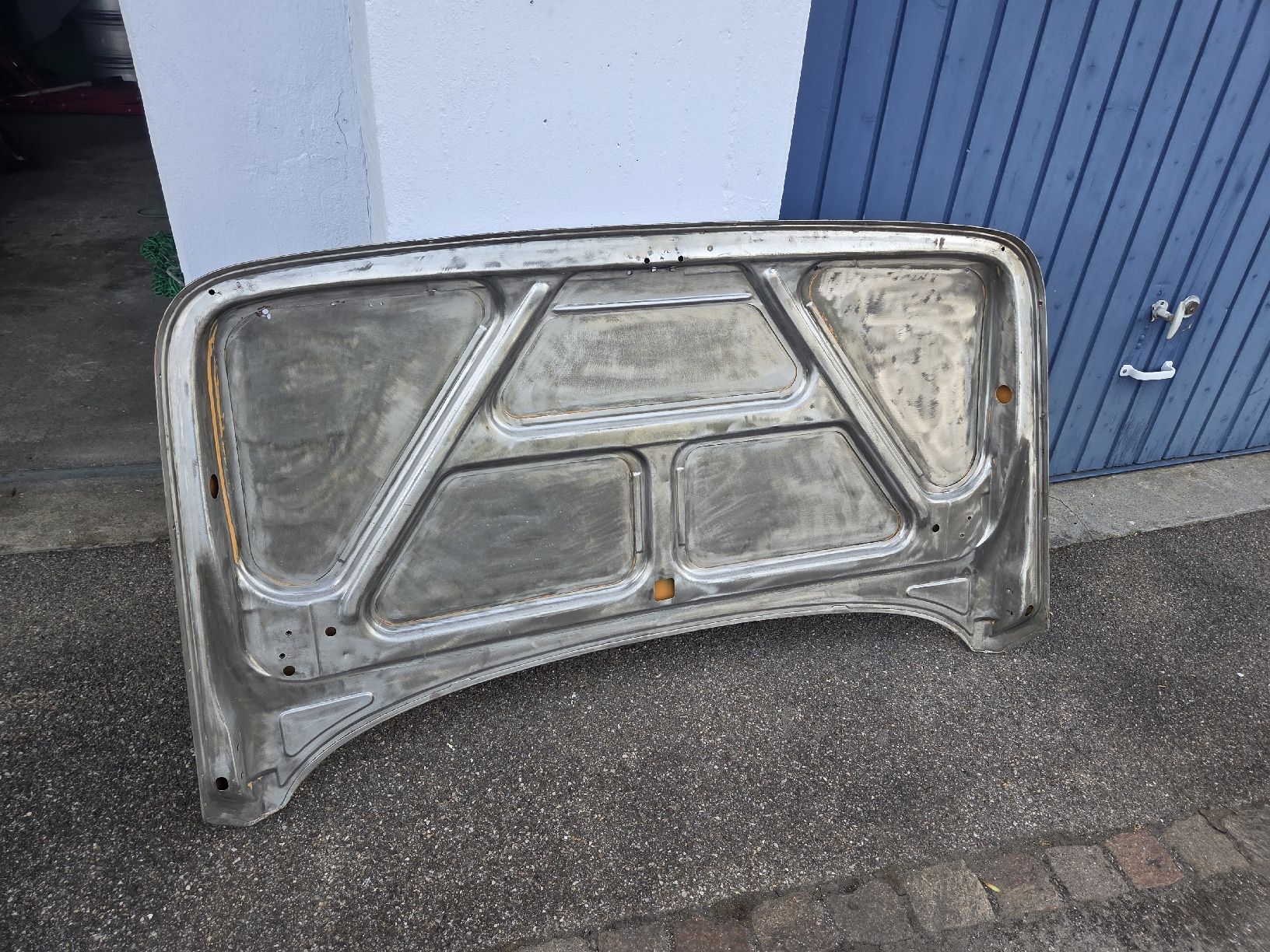 BMW Toutes les pièces auto: BMW 2002 ti Heckdeckel , Oldtimer  – D'occasion à Adliswil par Ducatisti77 2