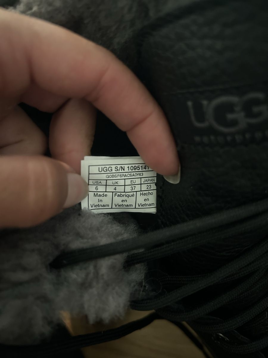 Ugg Scarpe da donna: UGG Adirondack III Damen Winterboot – Nuovo (secondo la descrizione) da Winterthur venduto da gaby.00 4