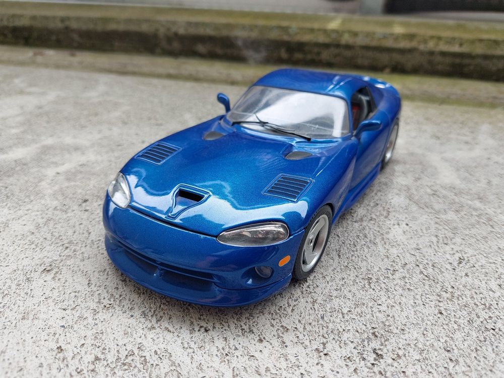 Dodge Viper GTS Coupé 1996 Burago Diamonds 1/18 - Bleu - Modèle De Collection
