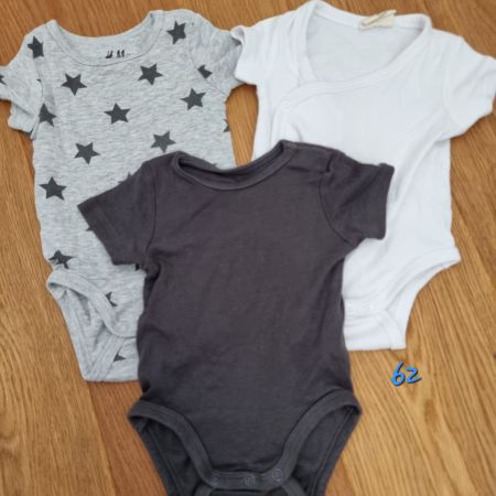 3 body Grösse 62 neutral super zustand, sommerpaket