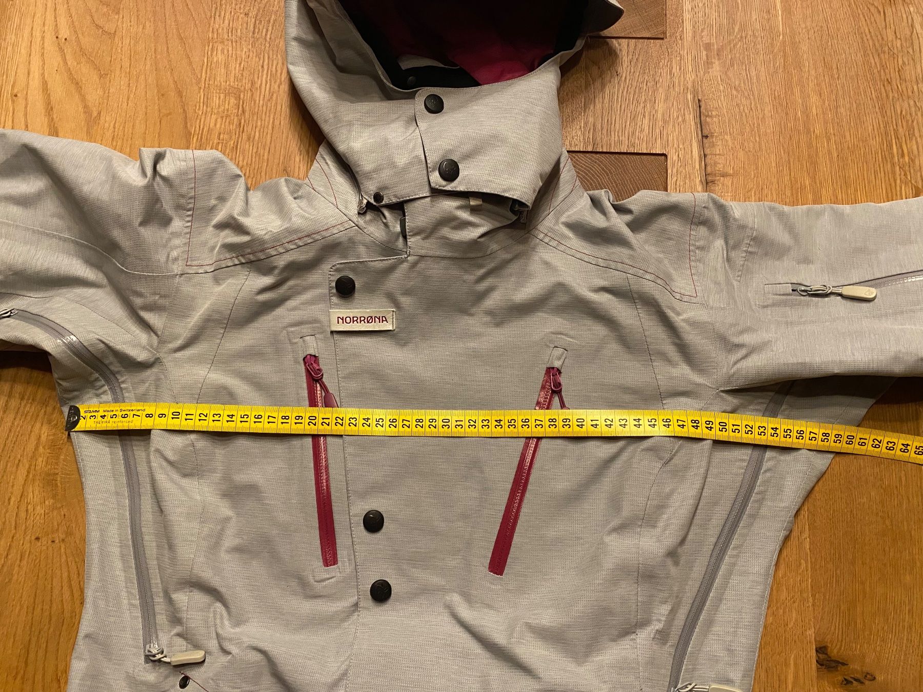 Norrøna Giacche: Norrona Roldal GTX Jacke, Gr. M – Usato da Matten (St. Stephan) venduto da pippi1angstrumpf 8
