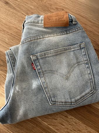 Levi‘s Jeans Gr. 152 wie neu!!!