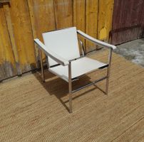 Vintage Le Corbusier LC1 Sessel von Cassina in Weiss