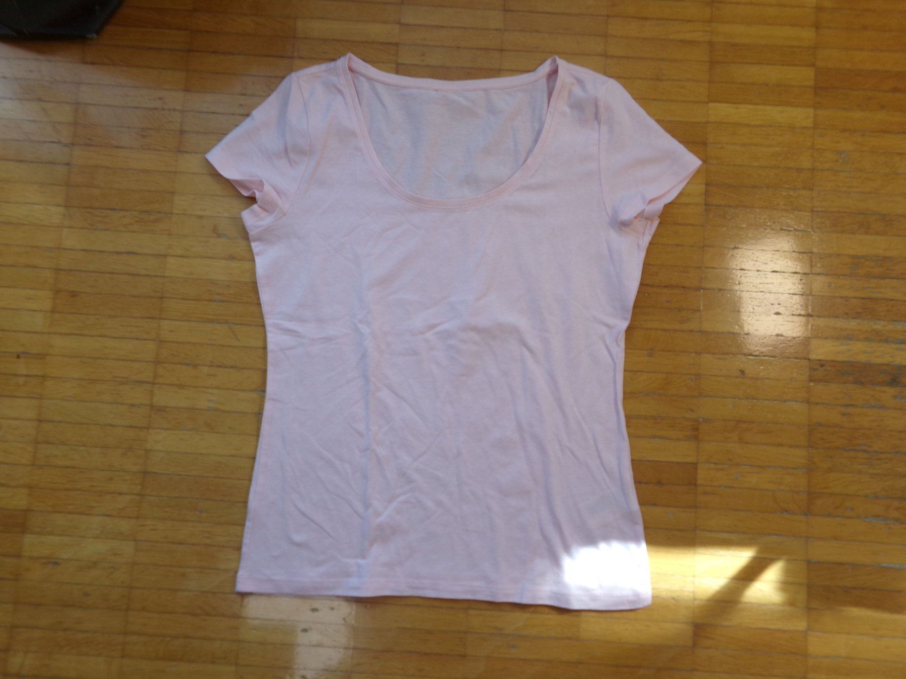 H&M T-Shirts: Damen T-Shirt rosa  Gr. Ca M  H&M – Gebraucht aus Winterthur von Jessi_di