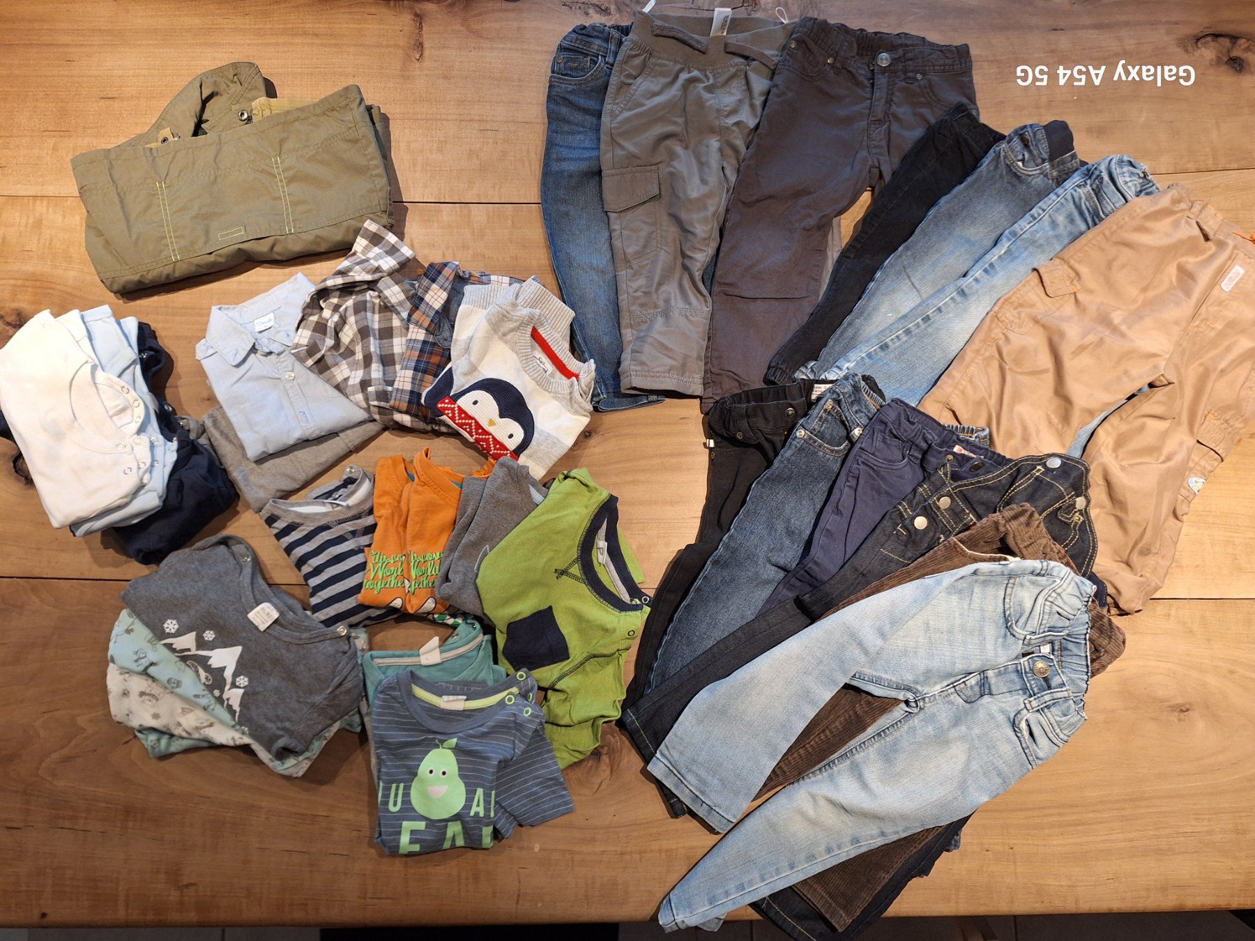 Lotti & Set di vestiti: Kinderkleiderpacket – Usato da Triengen venduto da knopf2016