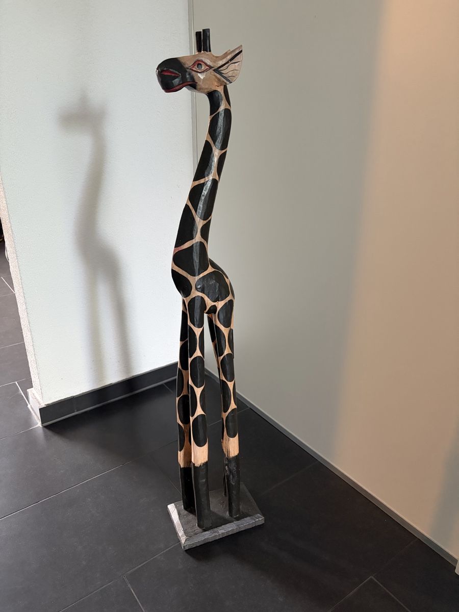 Tutte le decorazioni: Deko Holzgiraffe – Usato da Therwil venduto da MC4106