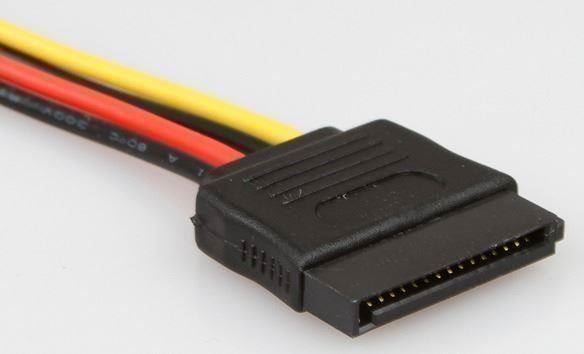 Cavi: ATA SATA 4 Pin IDE Molex to 15 Pin – Nuovo e nell'imballaggio originale da Unterägeri venduto da RmOnline 3