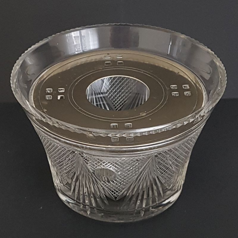Elettrodomestici da cucina: Antikes Rechaud Diamant-und Fächerschliff um 1910 – Usato da Kaltbrunn venduto da Condor2 3
