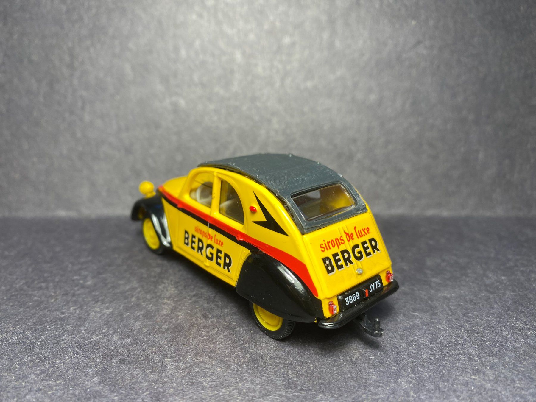 Norev Modellini d'auto: Citroën 2CV "Berger" 1958 - NOREV 1:43 – Usato da Spiez venduto da Mlandcruiser 2