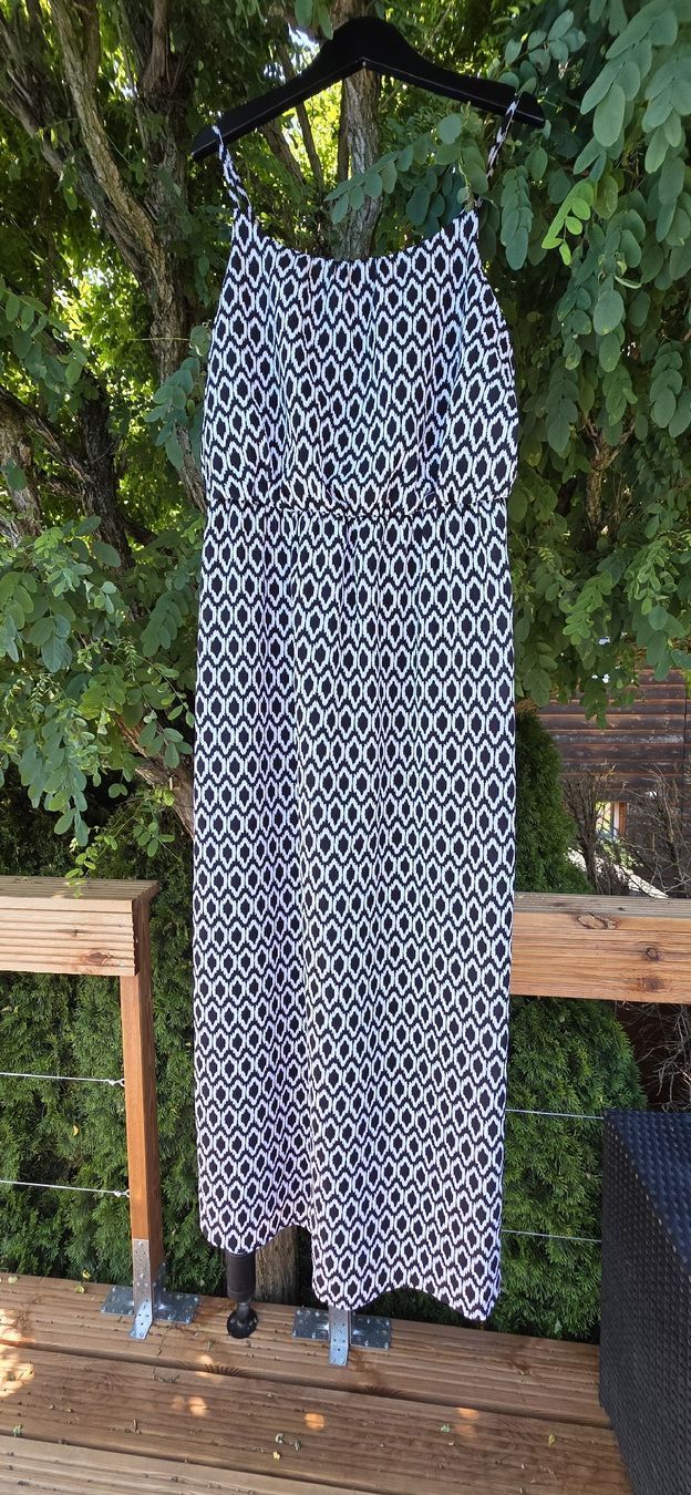Only Vestiti: Sommerkleid von Only – Nuovo (secondo la descrizione) da Mühlethurnen venduto da sabrina14