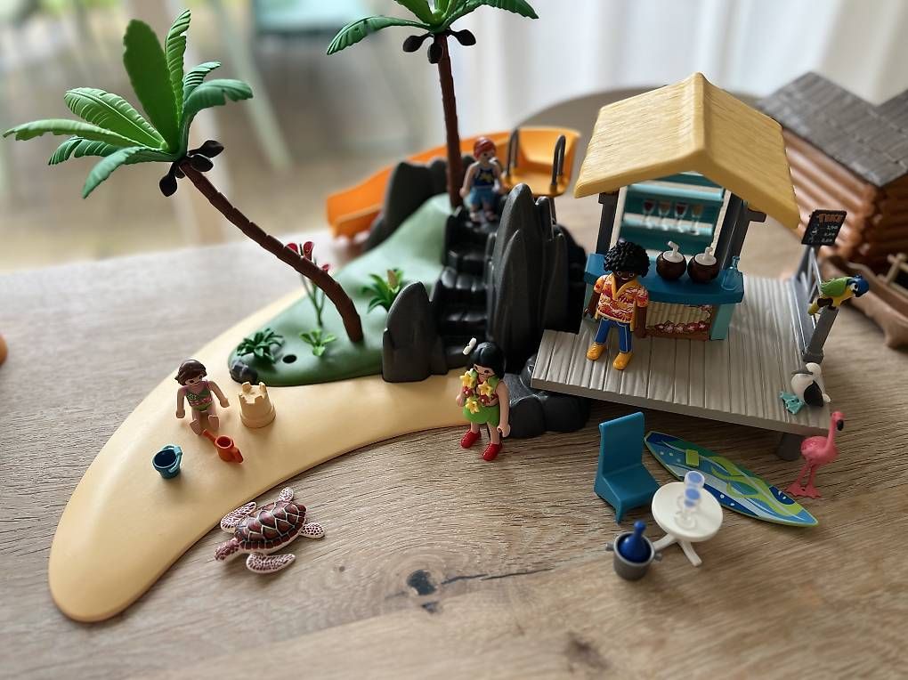 Giocattoli: Playmobil Strandbar & Sandstrand – Usato da Adliswil venduto da Ursula8102