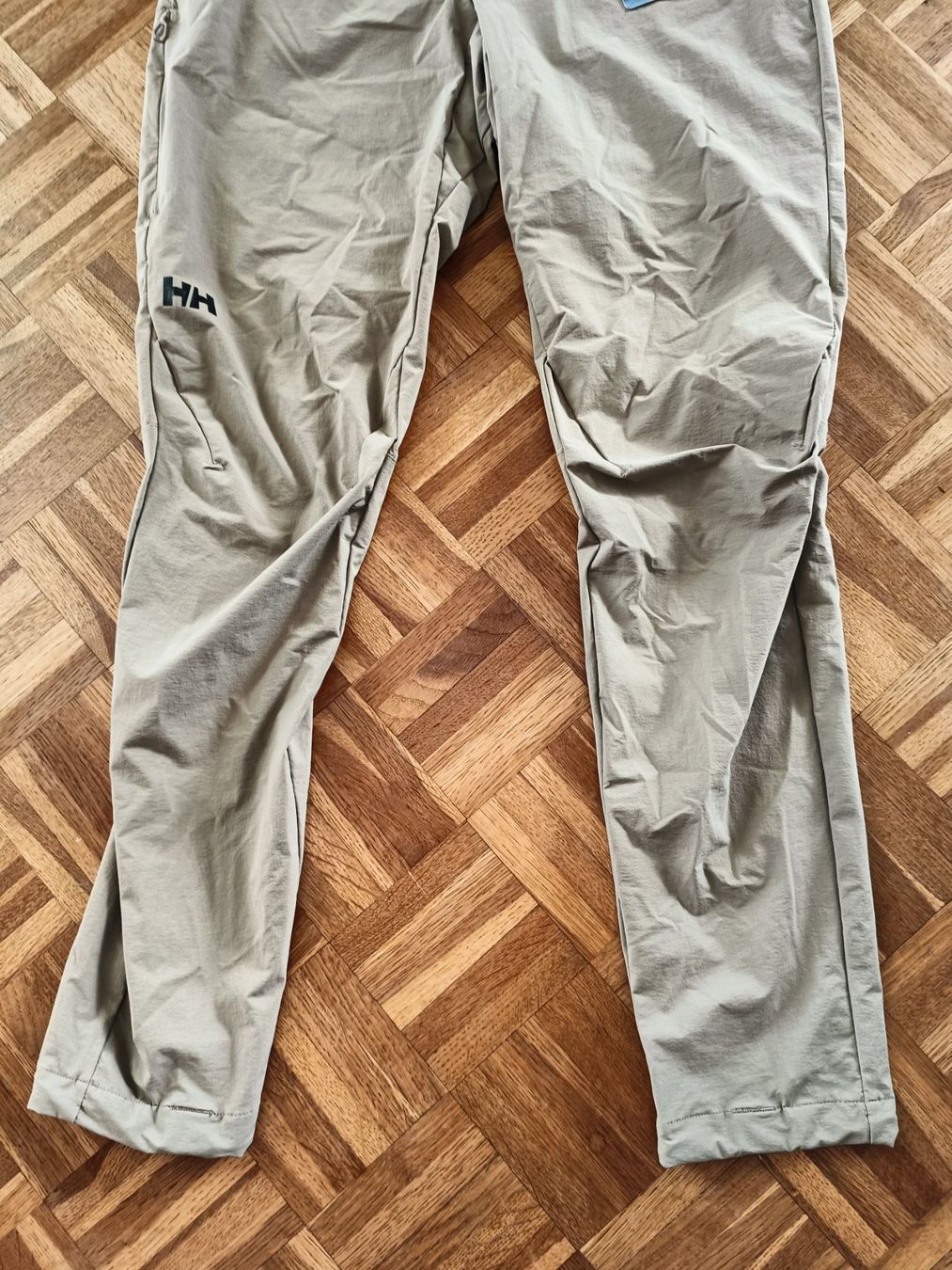 Helly Hansen Pantaloni: Helly Hansen Damen Wanderhose Gr M Brona Softshell beige Neu – Nuovo e nell'imballaggio originale da Oberhofen Thun'see venduto da cri_6md2 4