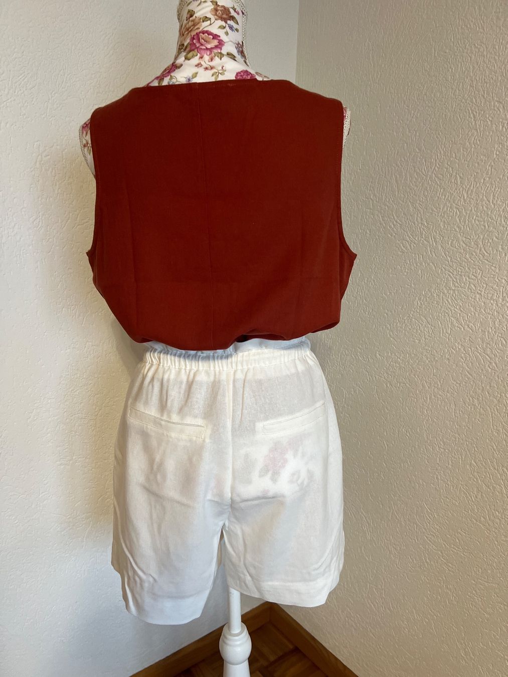 Lotti di vestiti: Süsses Sommer-Set: Top & kurze Leinen-Hose, Gr. M – Nuovo (secondo la descrizione) da Chur venduto da van_hnc6 1