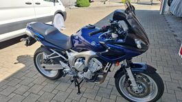 YAMAHA FZ6-S