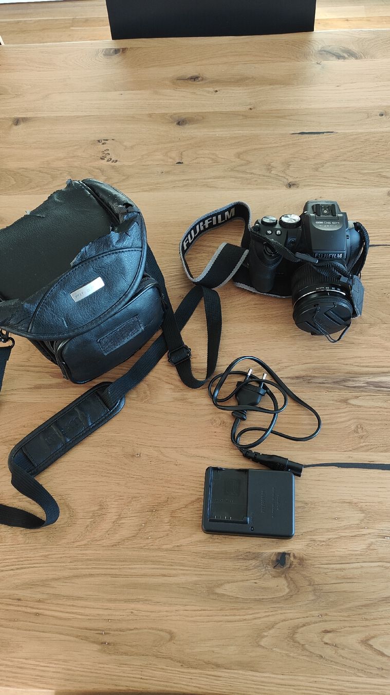 Fujifilm Fotocamera: Fujifilm FinePix HS30EXR – Usato da Liestal venduto da Maski11 9