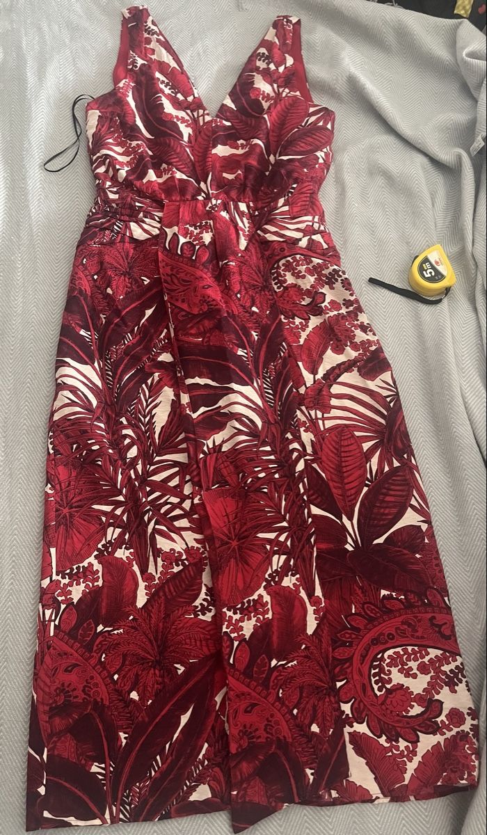 H&M Kleider: Kleid H&M gemustert rot Grösse S neu – Neu (gemäss Beschreibung) aus Olten von sae_82z2