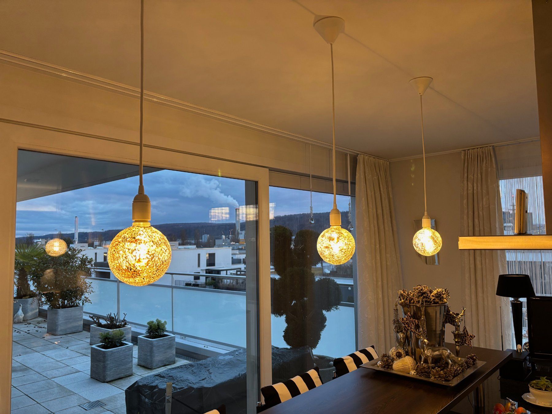 Kronleuchter & Deckenlampen: Barlampen LED dimmbar, komplett, schwarz/silber – Gebraucht aus Glattpark (Opfikon) von Pangie 1