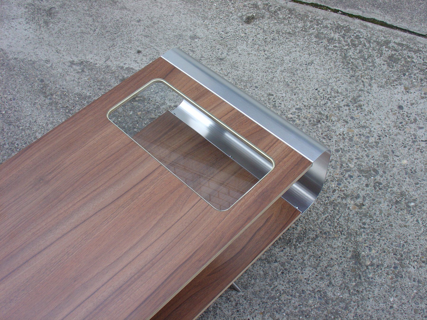 Tavoli: Loungetisch Spacecenter Sideboard – Nuovo (secondo la descrizione) da Läufelfingen venduto da b-form 7
