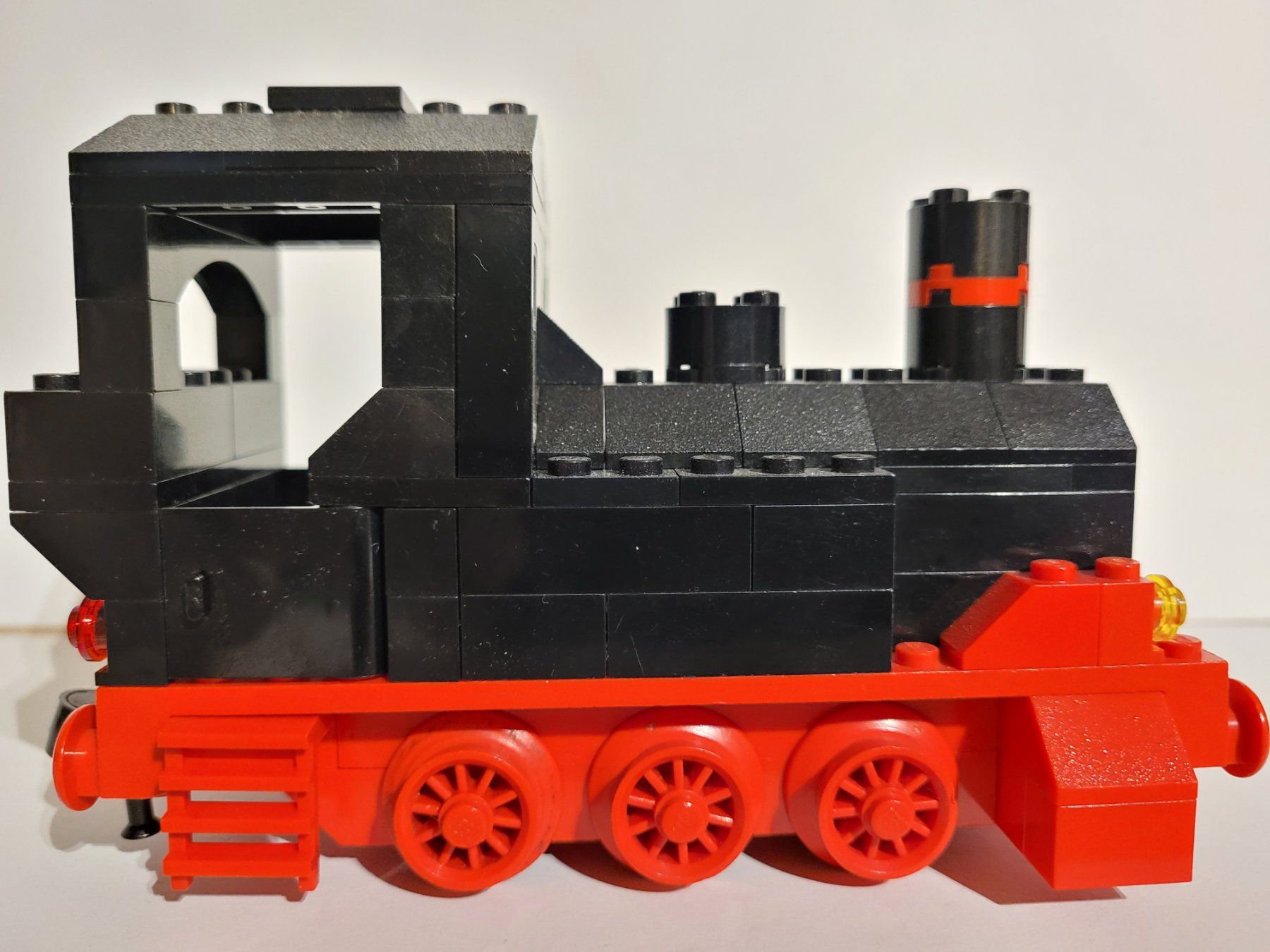 Lego Kit di costruzioni: Locomotive Lego – Usato da La Tour-de-Peilz venduto da estelle69 2