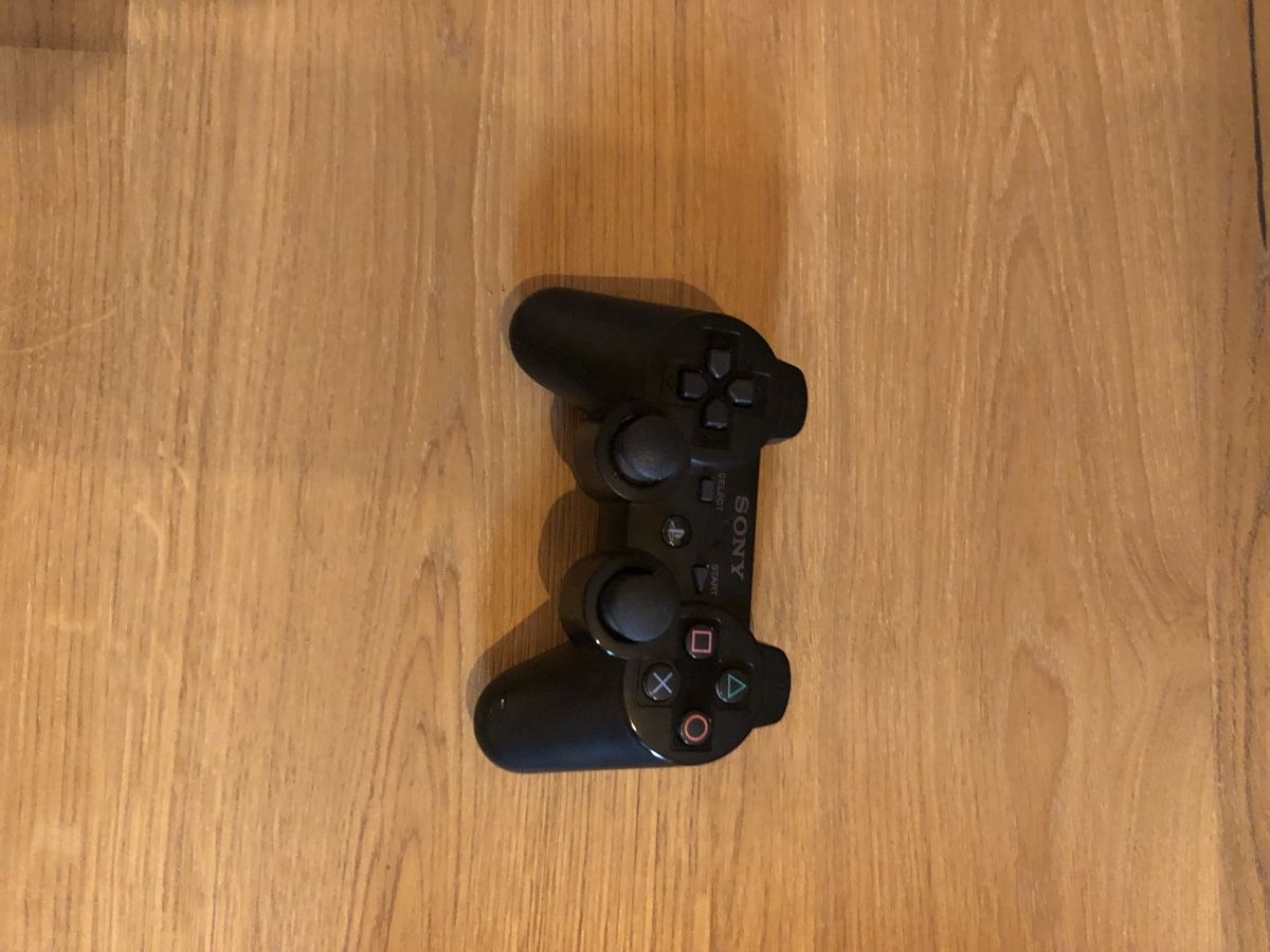 Sony Console: PS3 inkl. 1 Controller  – Usato da Escholzmatt venduto da Birger85 2