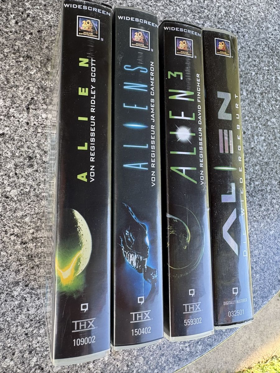 Toutes les VHS: VHS ALIEN 1-4 set – D'occasion à Herzogenbuchsee par warrior77 3