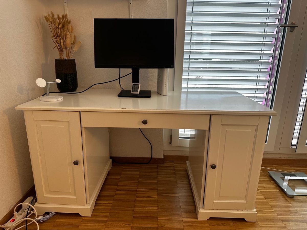 Scrivanie: White Desk – Usato da Zug venduto da raf_98jm