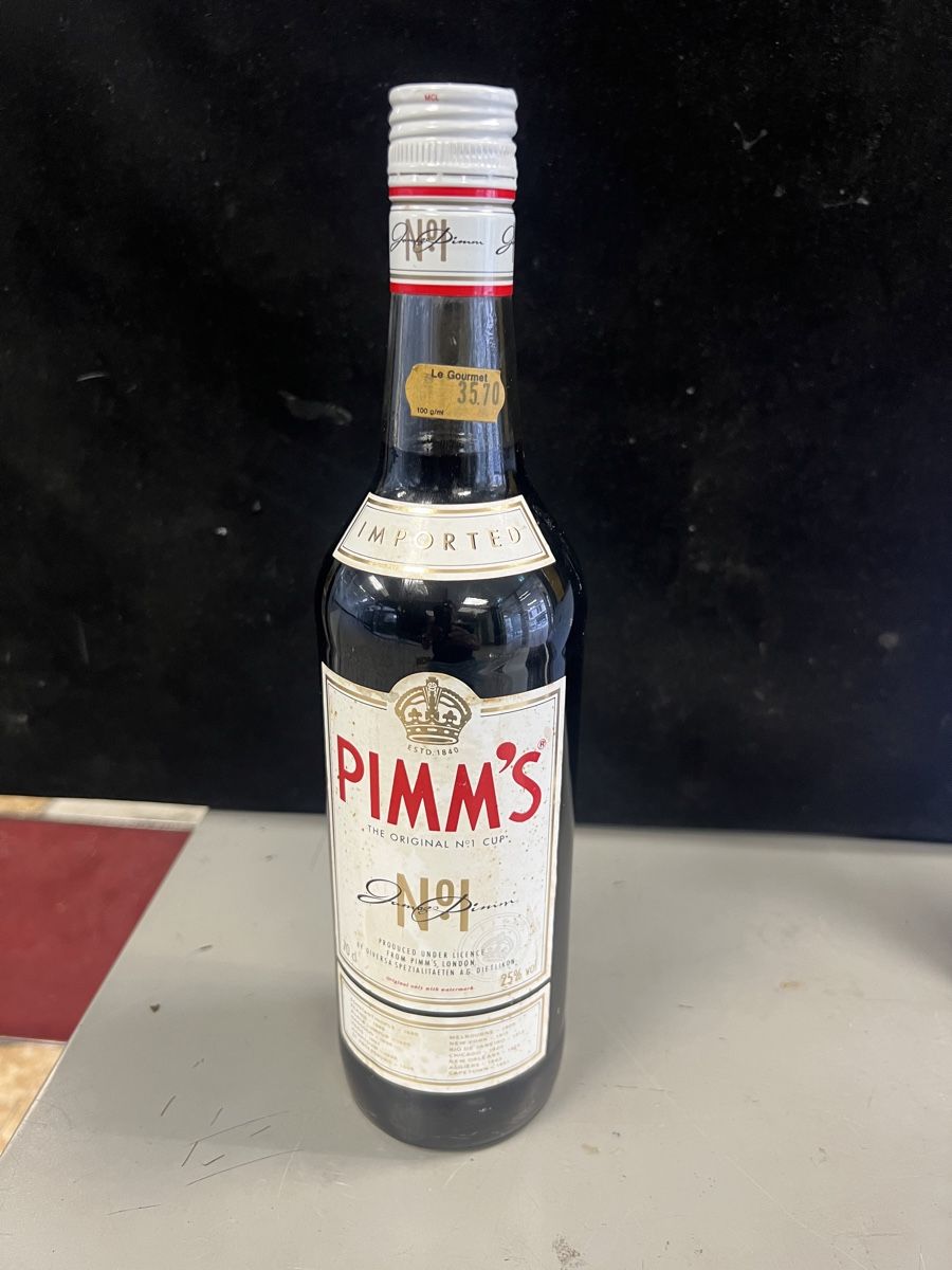 Bevande alcoliche: PIMM’S N•1 ancienne bouteille  – Nuovo (secondo la descrizione) da Genève venduto da Leboucheoreilles