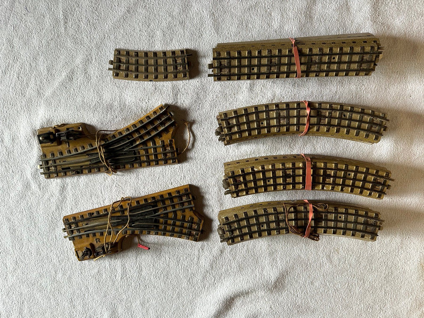 Märklin Modellini di ferrovie: Lot de 70 rails Marklin HO – Usato da Ste-Croix venduto da mjmg
