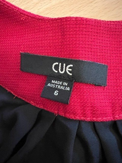 Vestiti: Kleid  Gr. 34 cue – Usato da Wabern venduto da adamovski 4