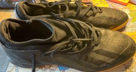 Chaussure de foot taille 46