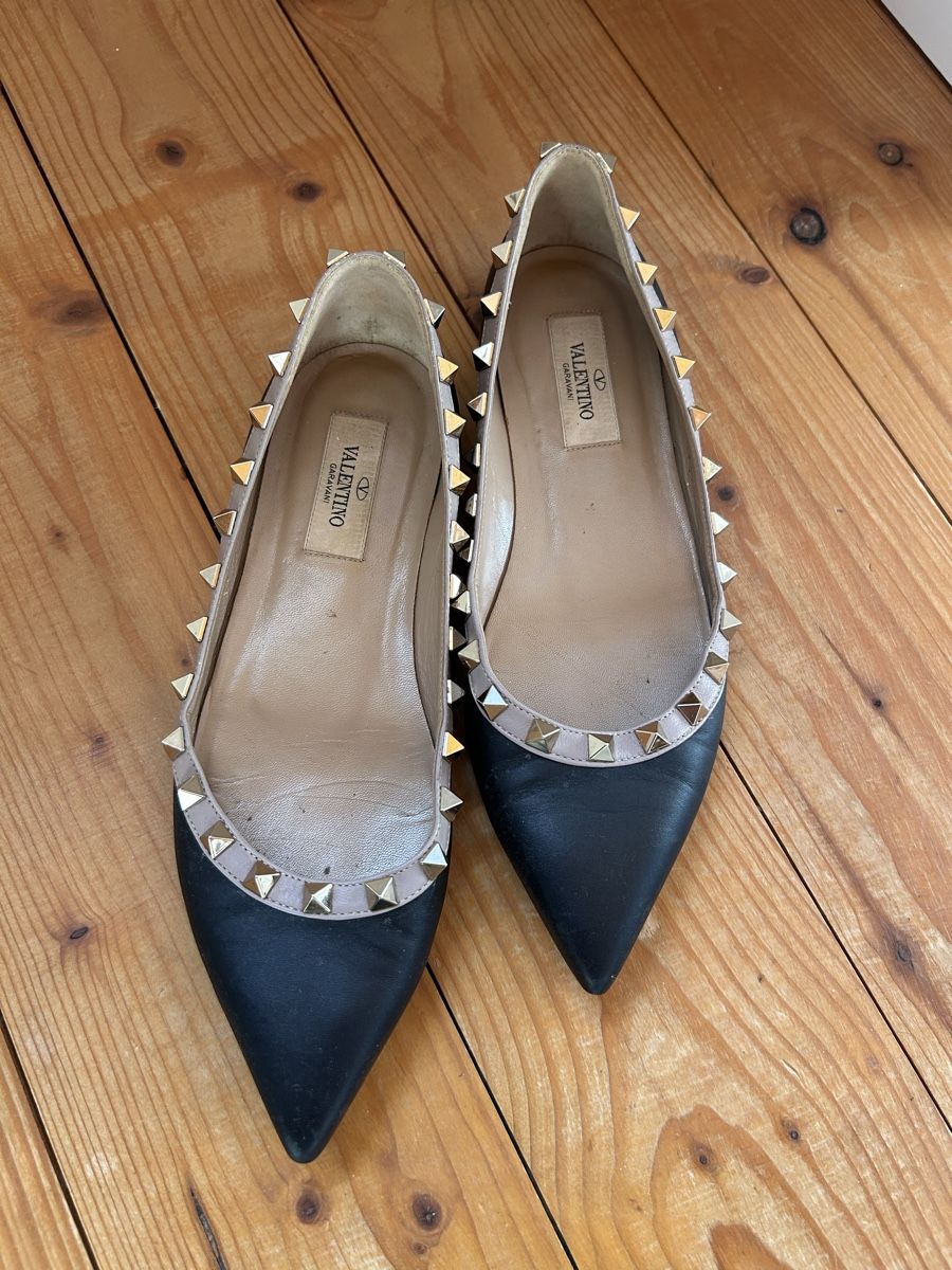 Valentino Scarpe da donna: Valentino Black Stud Ballerina – Usato da St.Josefen venduto da lop_lh8d