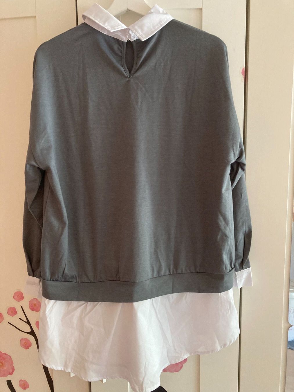 Shein Maglioni & Felpe: 2 elegante Oberteile Marke Shein – Usato da Däniken SO venduto da Sonjab0 2