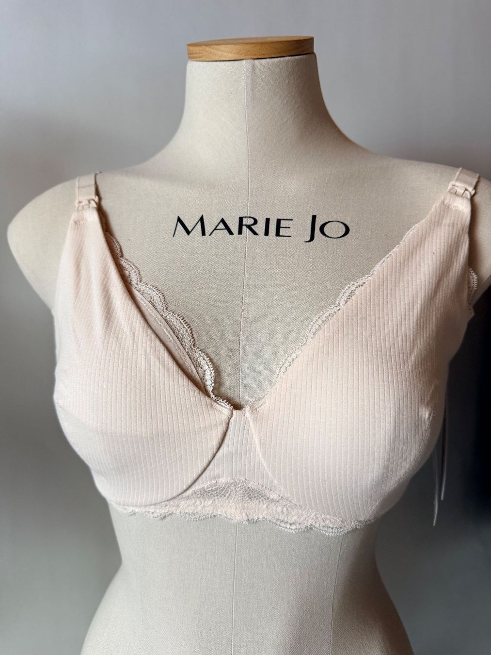 Triumph Altra biancheria intima: TRIUMPH, Still-BH MATERNITY, Grösse 90B, Farbe Offwhite – Nuovo e nell'imballaggio originale da Rudolfstetten venduto da gst_g7xl