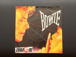 David Bowie – China Girl / Shake It – EMI America – Vinyl 7"