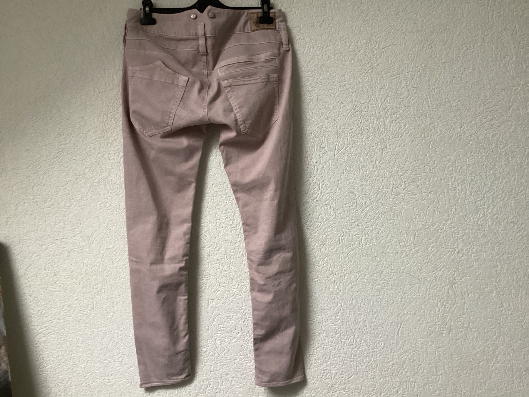 Herrlicher Pantaloni: Herrlicher rosa Hose, Grösse 32/32 wunderschön! – Usato da Homberg b. Thun venduto da Homata 2