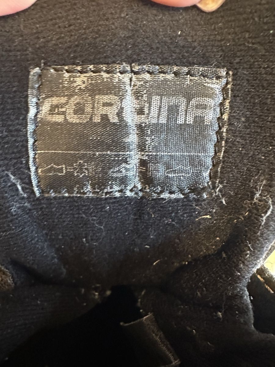 Schuhe für Jungen: Bottes de neige Cortina pointure 36 – Gebraucht aus Marly von Kouli 4